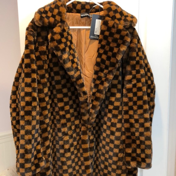PrettyLittleThing Jackets & Blazers - NWT Fake Fur Coat.